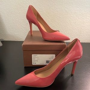 NW stunning Coach Teddie patent pumps 8M